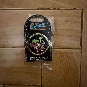 Brand New Disneyland Electric Light Parade Limited Edition Pin